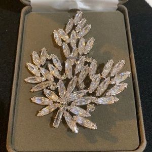 Nolan Miller's Must Have Marquis Leaf Pin